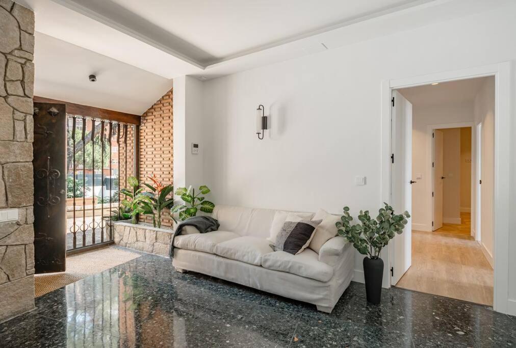 La Casa De Ines Βίλα Αλκαλά ντε Ενάρες Εξωτερικό φωτογραφία
